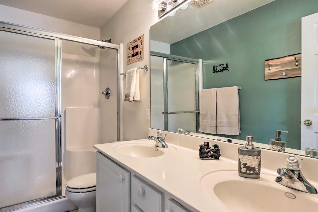 Step-Free Camdenton Condo With Boat Ramp, Dock, Slip Екстериор снимка