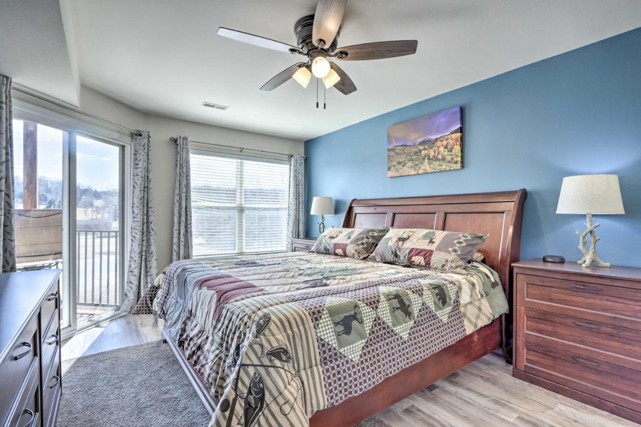 Step-Free Camdenton Condo With Boat Ramp, Dock, Slip Екстериор снимка