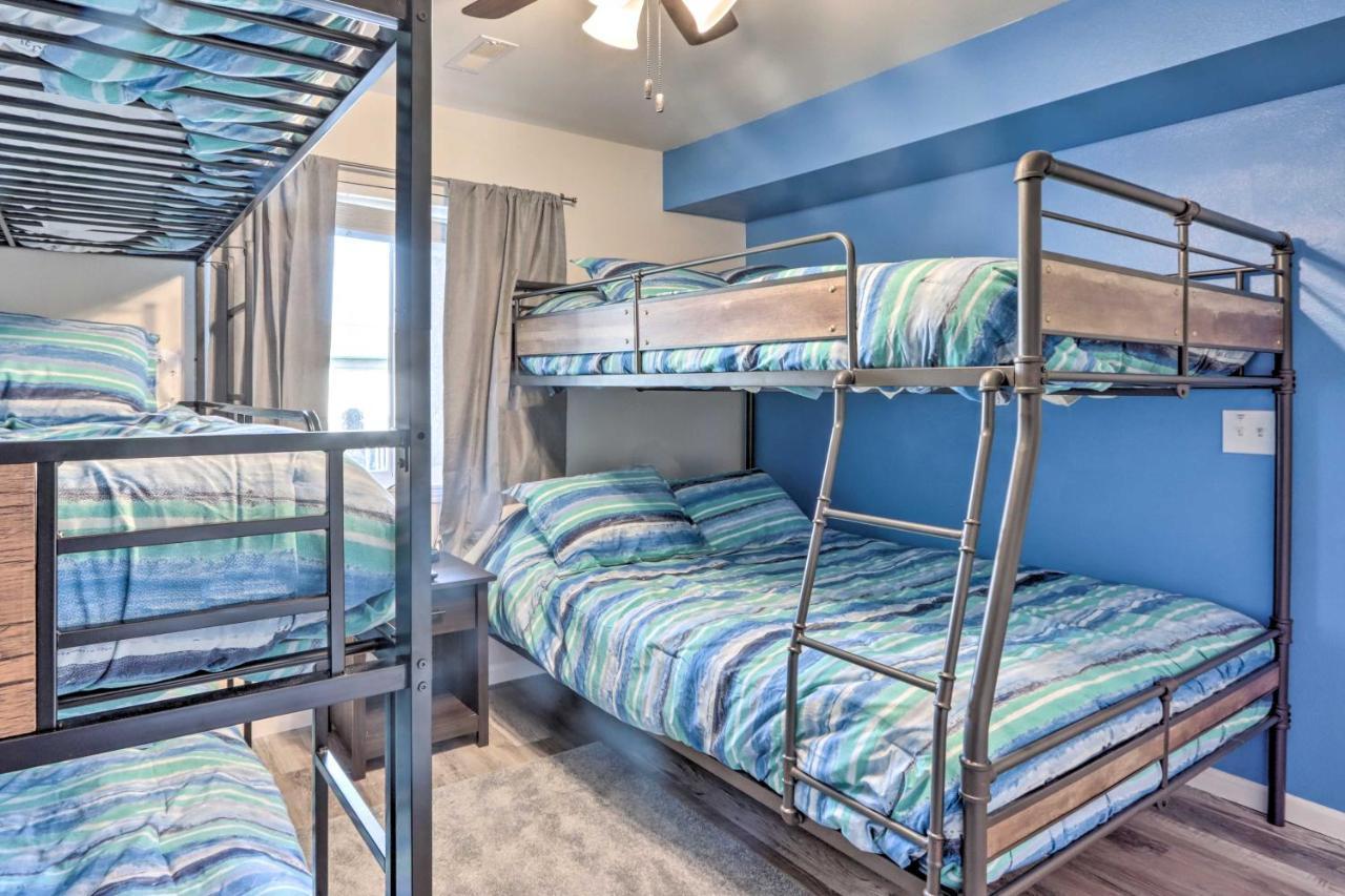 Step-Free Camdenton Condo With Boat Ramp, Dock, Slip Екстериор снимка
