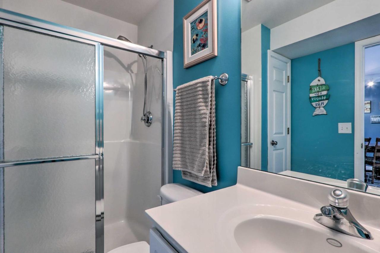 Step-Free Camdenton Condo With Boat Ramp, Dock, Slip Екстериор снимка