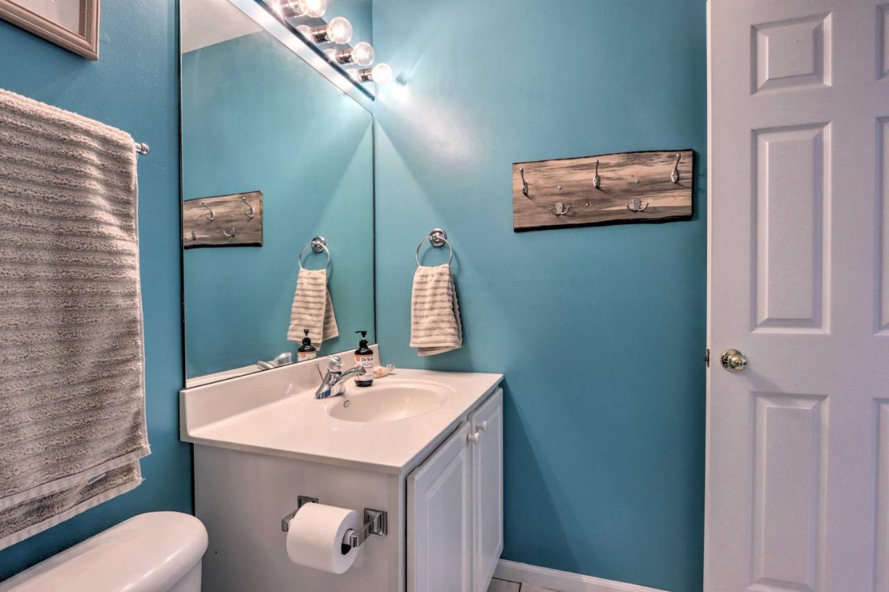 Step-Free Camdenton Condo With Boat Ramp, Dock, Slip Екстериор снимка