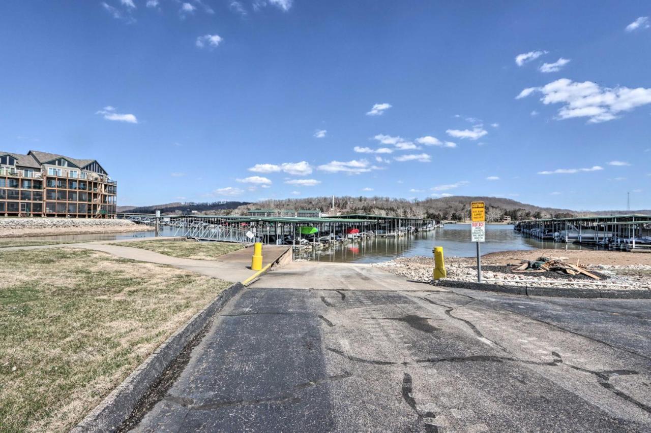 Step-Free Camdenton Condo With Boat Ramp, Dock, Slip Екстериор снимка