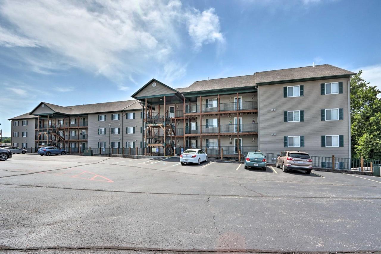 Step-Free Camdenton Condo With Boat Ramp, Dock, Slip Екстериор снимка