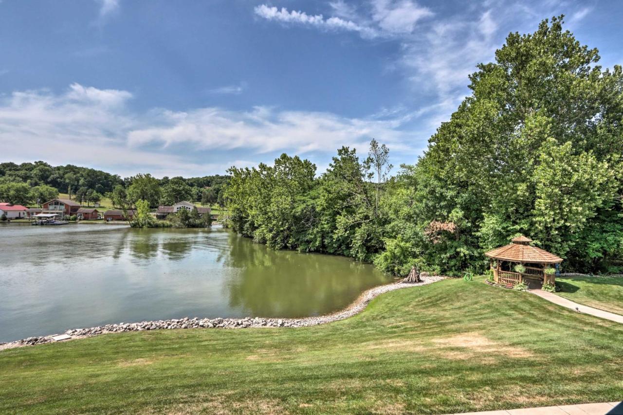 Step-Free Camdenton Condo With Boat Ramp, Dock, Slip Екстериор снимка